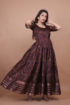 Amazing Designer Gown With Zari Wooven Border