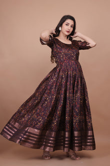 Amazing Designer Gown With Zari Wooven Border