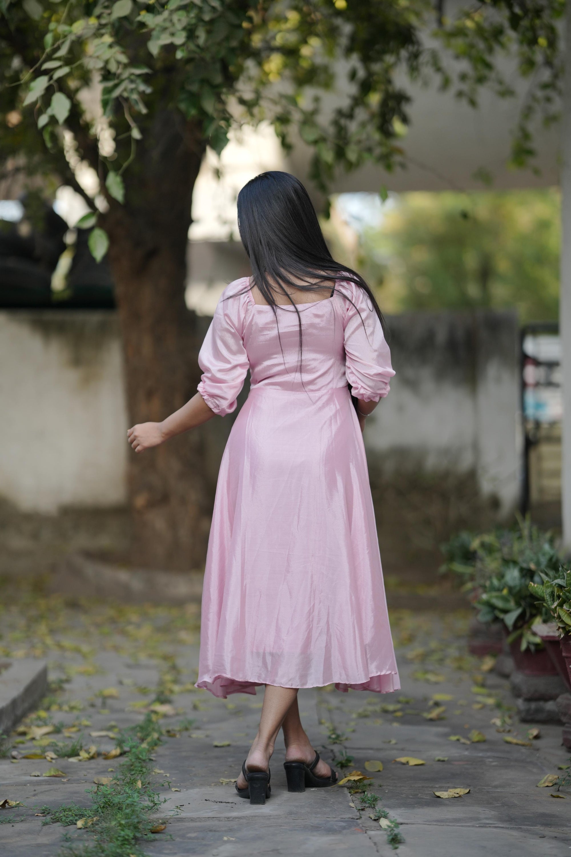 Elegant Plain Flairy Kurti👜