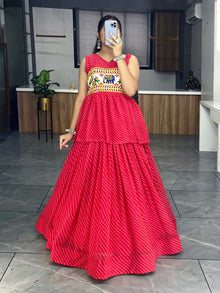 Traditional Leheriya sets 🥰👜