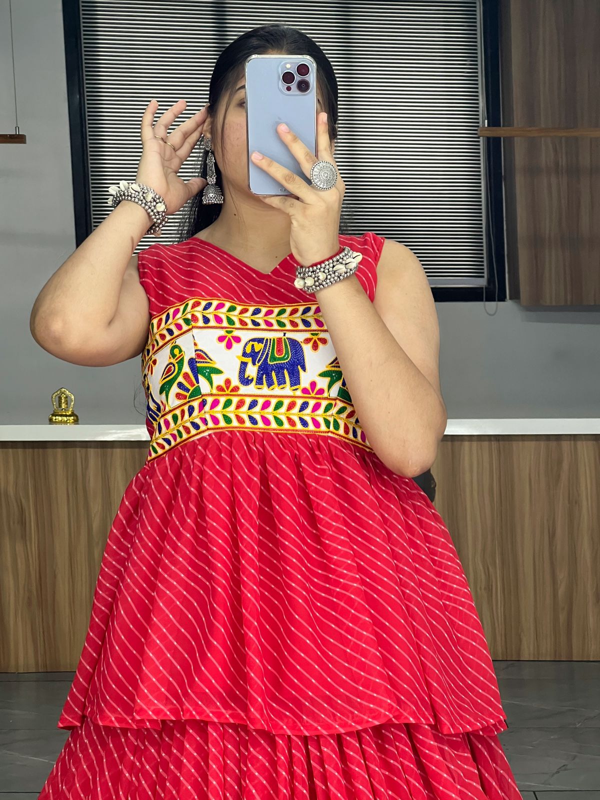 Traditional Leheriya sets 🥰👜