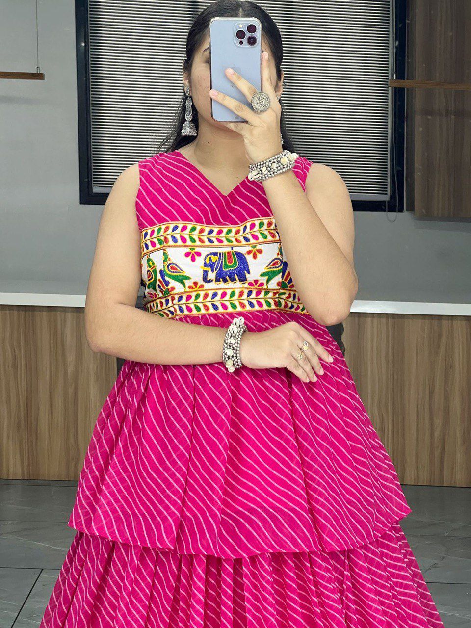 Traditional Leheriya sets 🥰👜