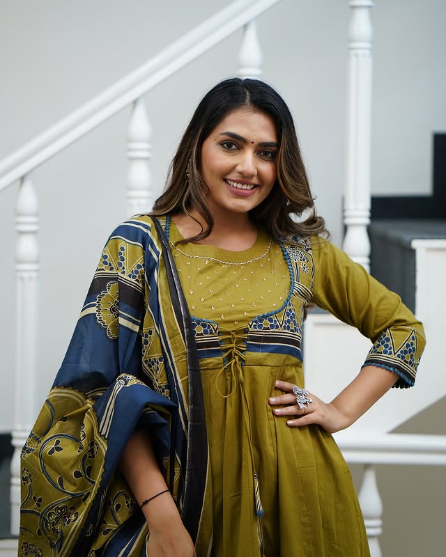 Musterd Anarkali kurta set🍁