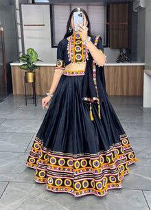 Traditional Gamthi Design Ethnic Women Lehenga Sets