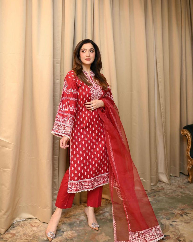 BEAUTIFUL KURTA SET WITH EMBROIDERY WORK