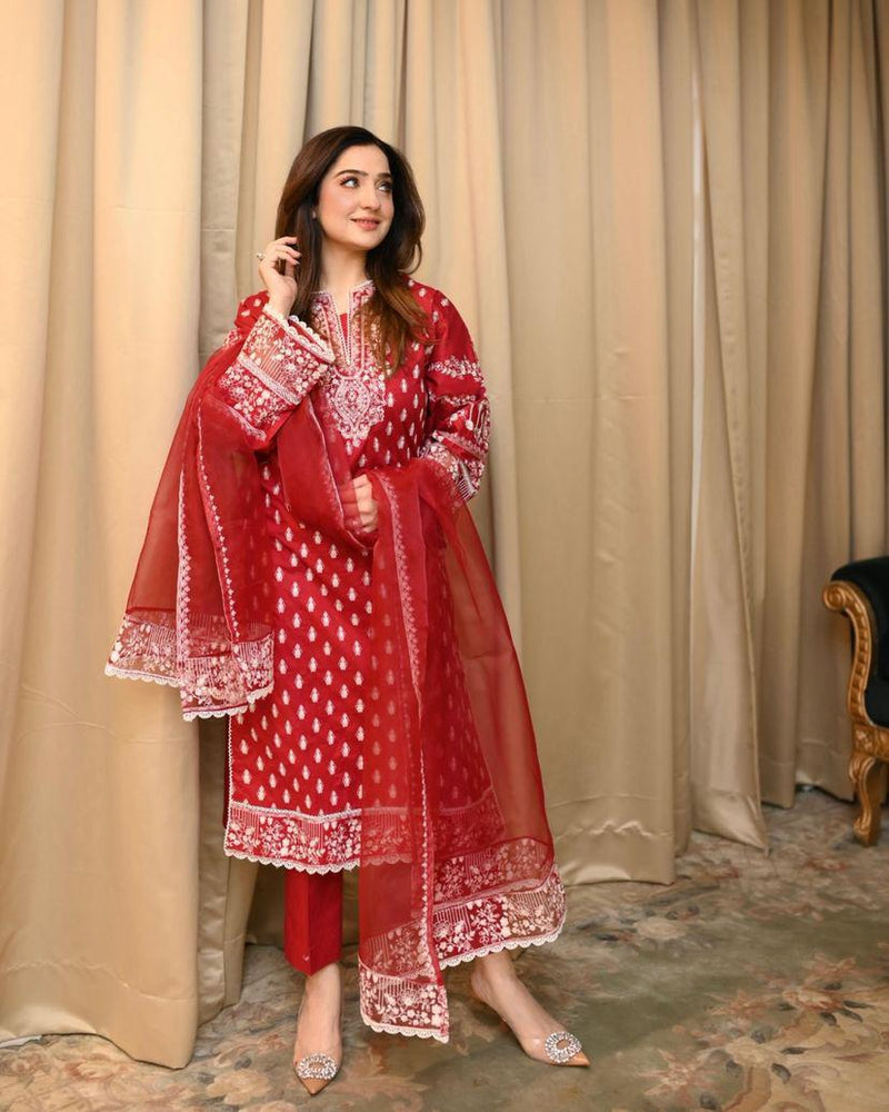 BEAUTIFUL KURTA SET WITH EMBROIDERY WORK