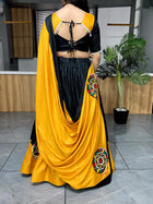 Women's Chaniya Choli With Ganthi Work For Navratri