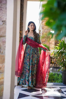 Colourful Flower Anarkali Suit👗