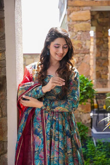 Colourful Flower Anarkali Suit👗