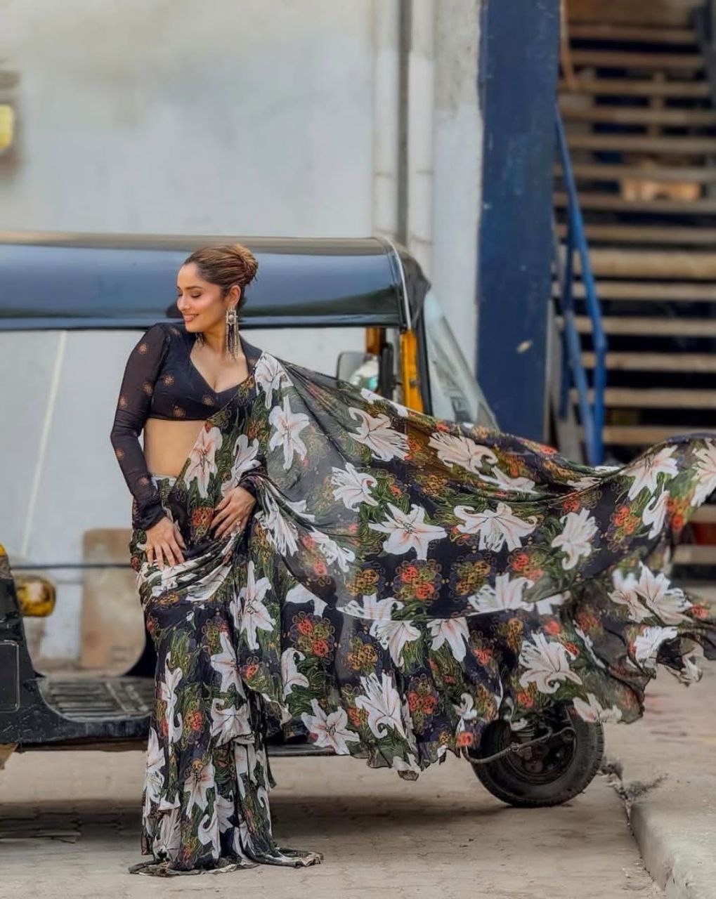 Black Flower Georgette Saree🍃