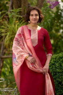 AMAZING ROMAN SILK 3 PIS KURTI WITH EMBEROIDERY DESIGNING FOR WOMENS