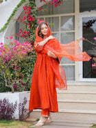 BEAUTIYFUL VISCOSE CHANDERI 3 PIS KURTI WITH EMBEROIDERY DESIGNING ON IT FOR WOMENS