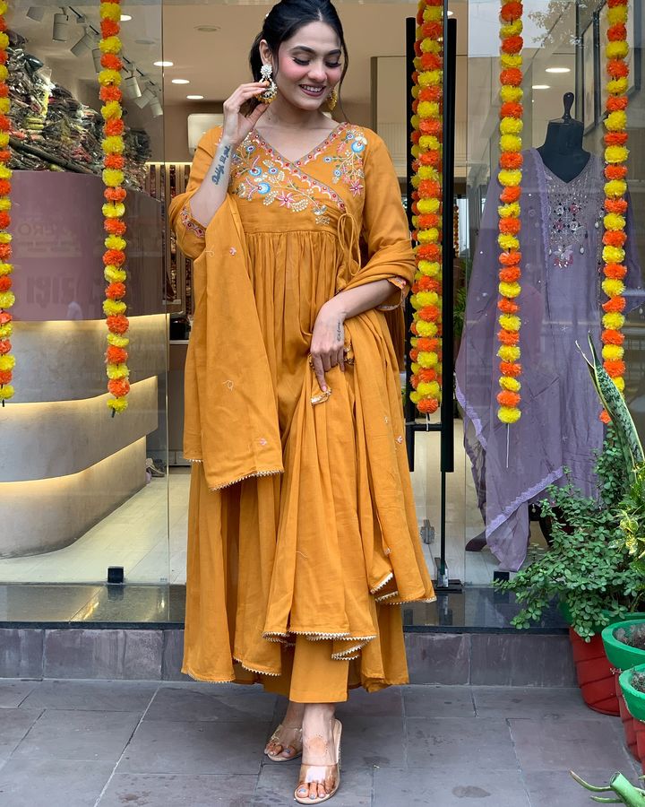 YELLOW VISCOSE CHANDERI KURTI WITH EMBROIDERY WORK AND DUPATTA