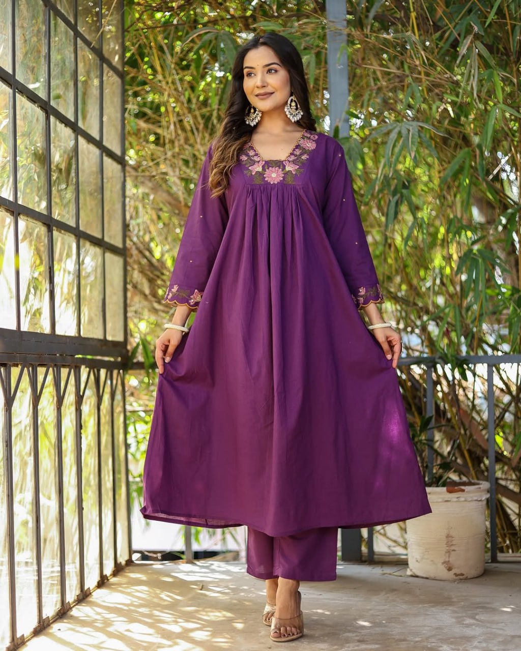 AMAZING SOFT RAYON SLUB 3 PIS SUIT WITH EMBEROIDERY DESIGN FOR WOMENS