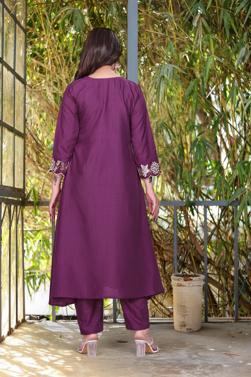 AMAZING SOFT RAYON SLUB 3 PIS SUIT WITH EMBEROIDERY DESIGN FOR WOMENS