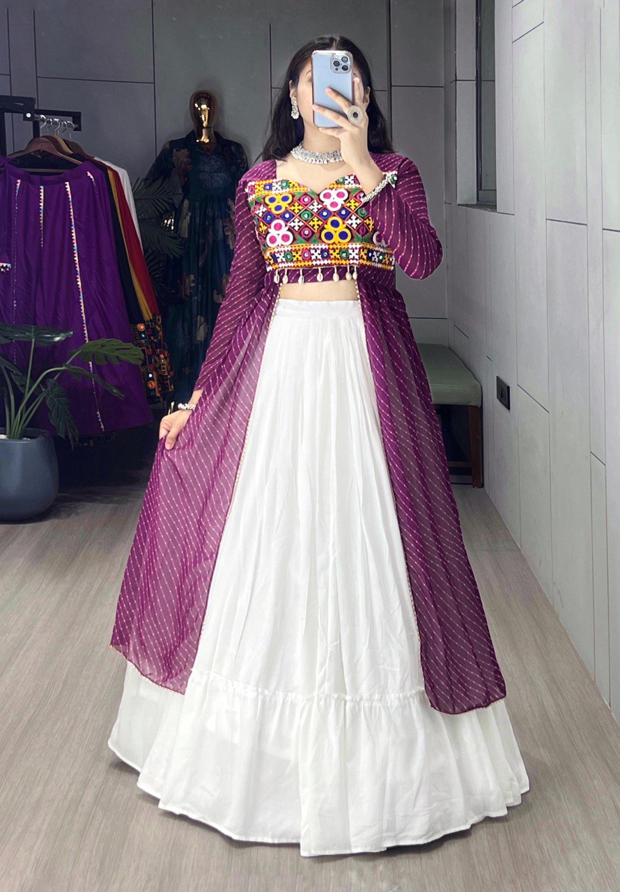 Beautiful Leheriya Prints Kurtis With Traditional Lehenga Sets For Women's